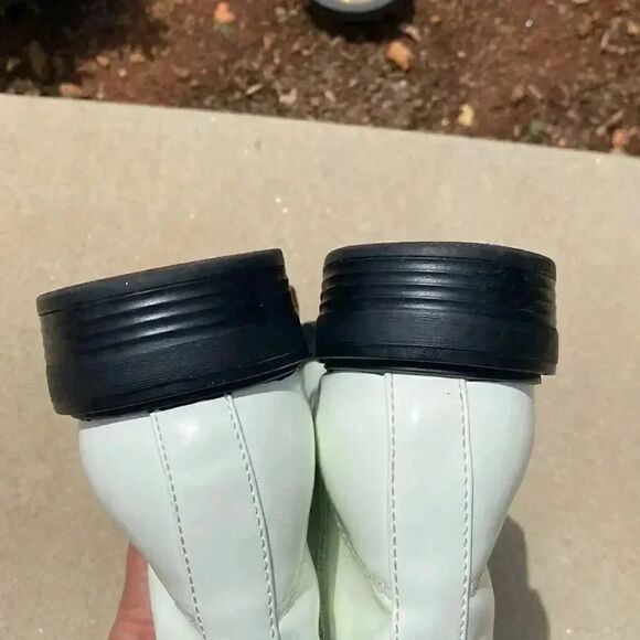 True Craft White Boots  - Picture 9 of 11